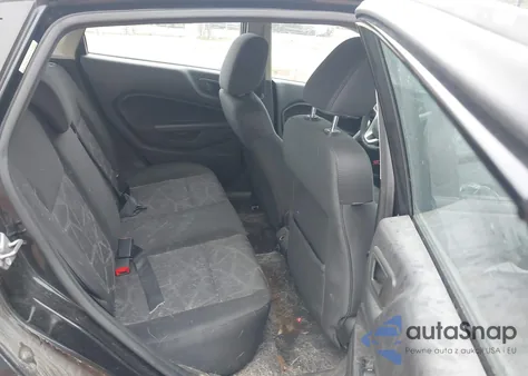 2011 Ford Fiesta Se z USA, uszkodzony, nr VIN 3FADP4EJ4BM124140